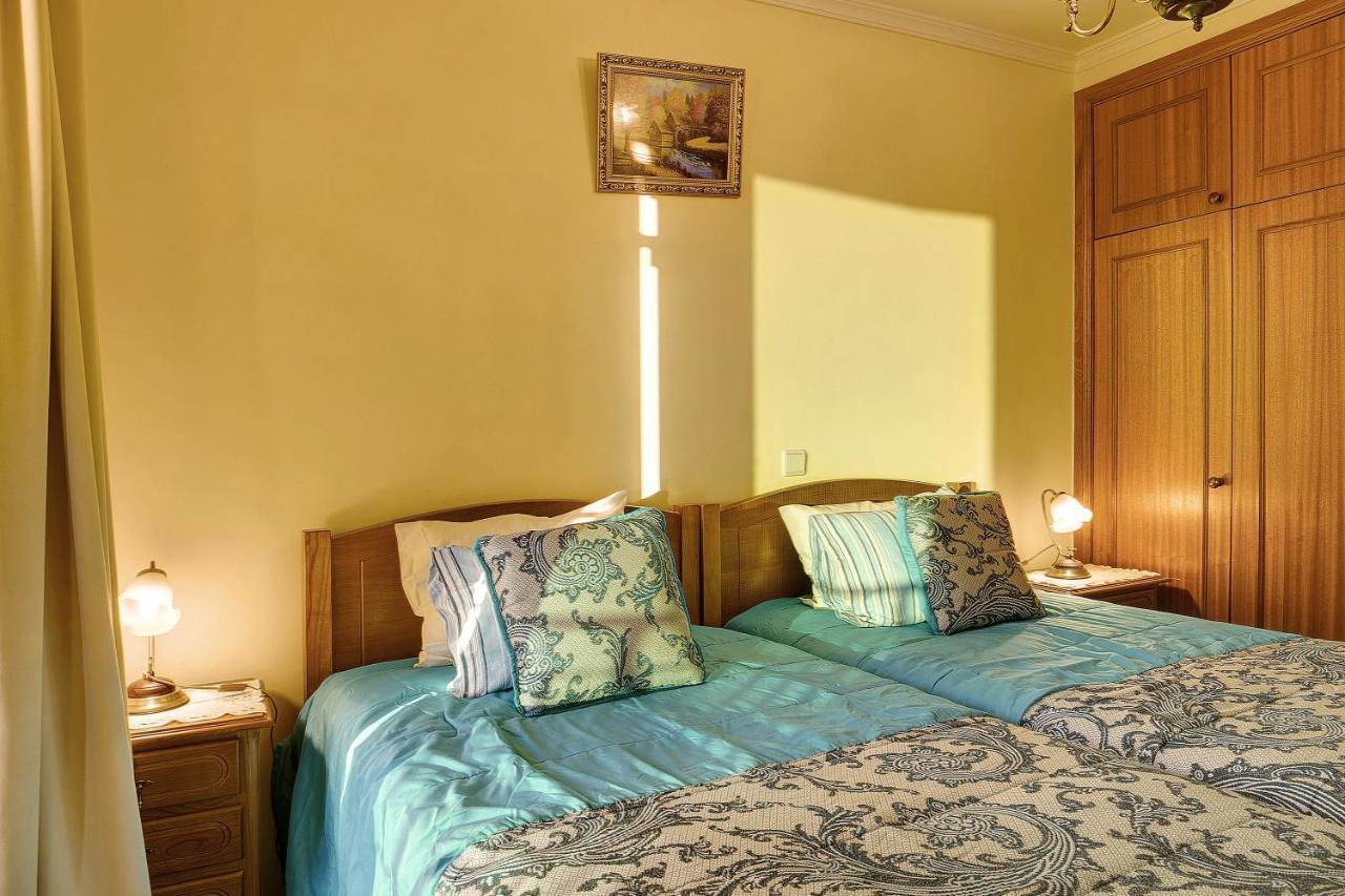 Palheiro Residence Familiar 2 ฟุงชาล ภายนอก รูปภาพ